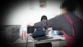 ②小柄J●撃退チカン。スーパーのバックヤードにて【隠しカメラ編（前編）】 jvip