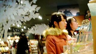 高画質-私服娘逆さ撮りｎｏ２２ voyeur jp 01-230526