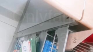롱패딩 알몸녀 소시지 먹방 korean porn vip