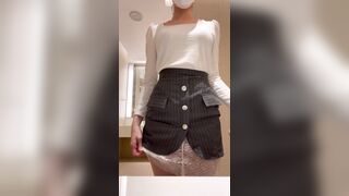 이블린 꼴릿 룩북 - 공공 화장실에서 korean porn vip
